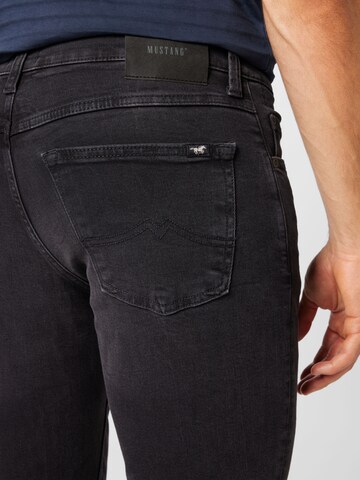 MUSTANG Regular Jeans 'Big Sur' in Black