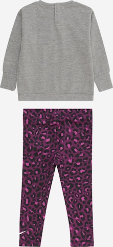 Nike Sportswear - Fato de jogging em roxo