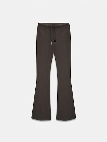Dilvin Flared Pants in Black