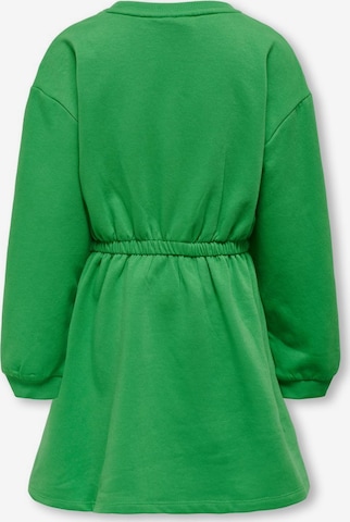 Robe KIDS ONLY en vert