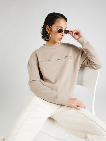 Calvin Klein Sweatshirt in Grijs: voorkant