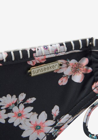 Pantaloncini per bikini 'Ditsy' di SUNSEEKER in nero