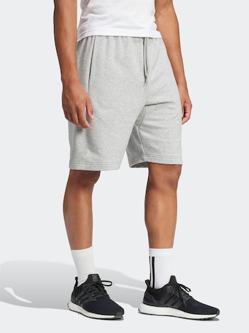 Regular Pantaloni sport 'Essentials' de la ADIDAS SPORTSWEAR pe gri: față