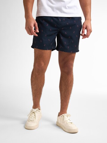 Shorts de bain Petrol Industries en bleu : devant