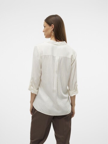 Chemisier 'VMBUMPY' VERO MODA en blanc