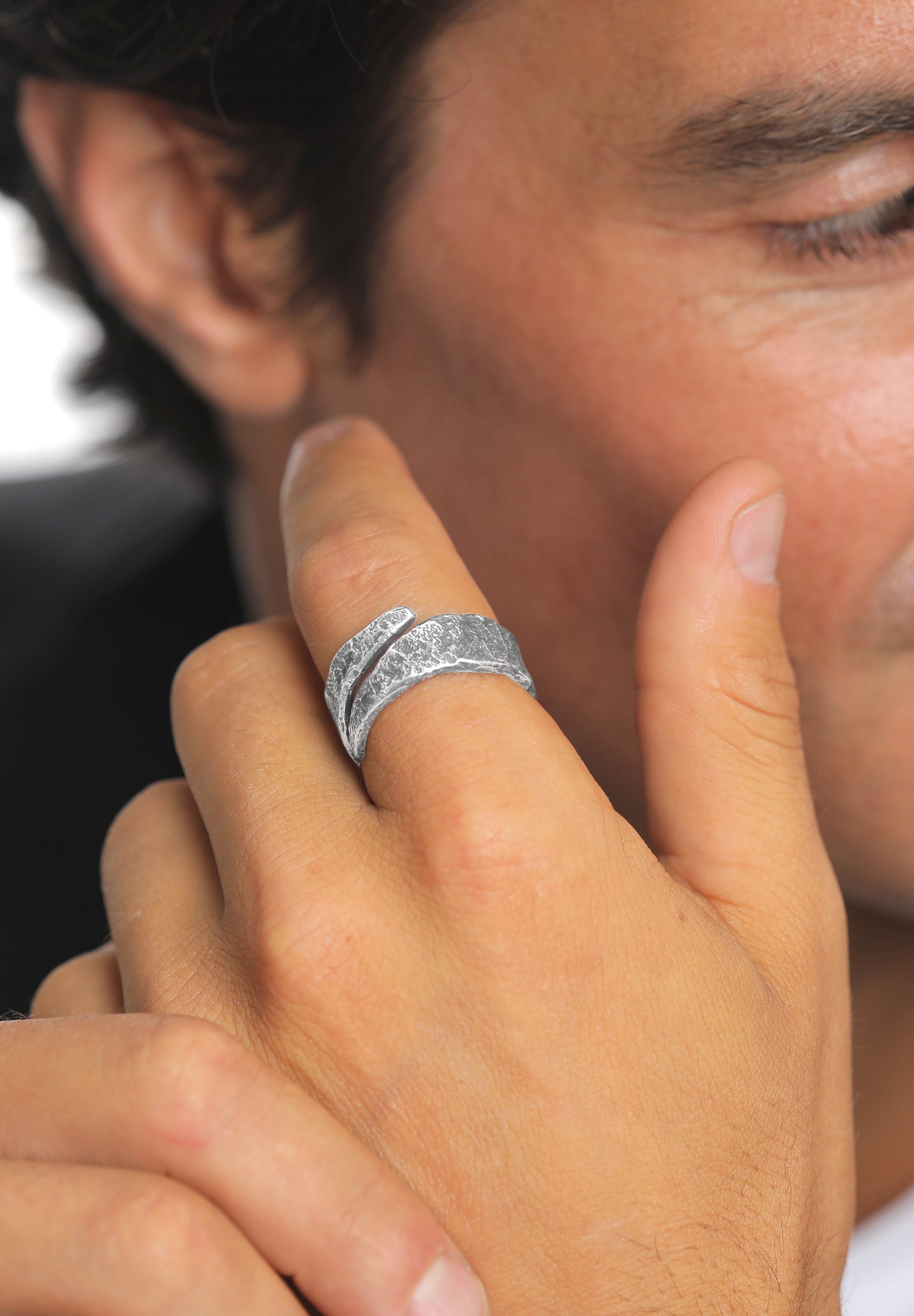 KUZZOI Ring in Silver: front