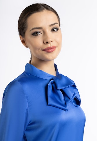 Camicia da donna di faina in blu