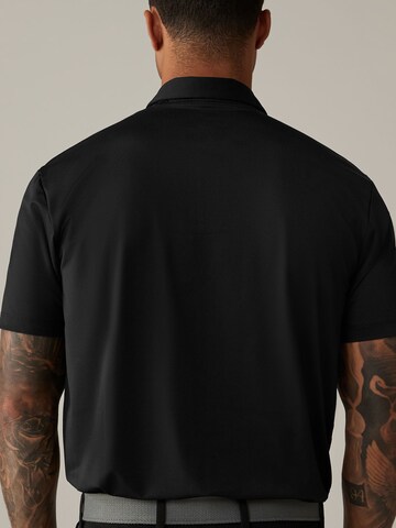 Next - Camiseta en negro
