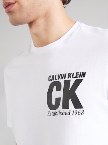 Calvin Klein Тениска в бяло