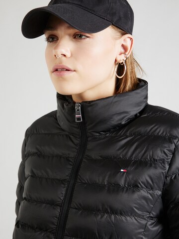 TOMMY HILFIGER - Chaqueta de entretiempo en negro