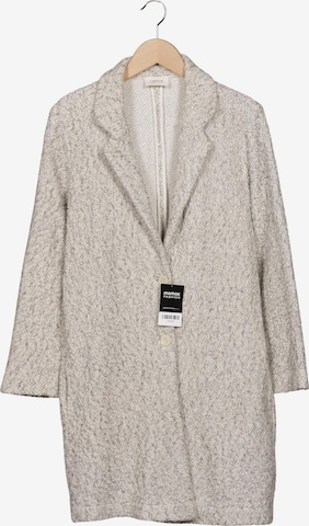 Cartoon Mantel M in Beige: Vorderseite