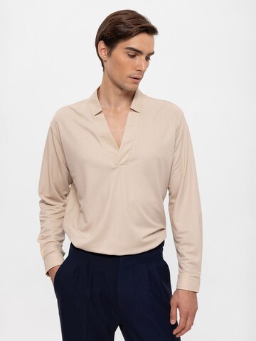 Coupe regular Chemise Antioch en beige