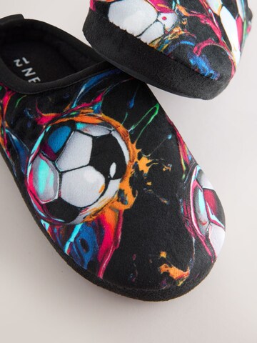 Next Тапки в Черный