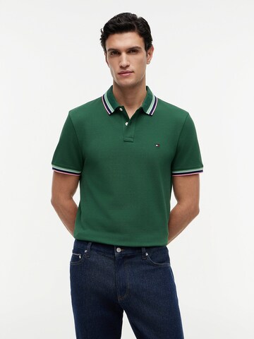 T-Shirt TOMMY HILFIGER en vert : devant