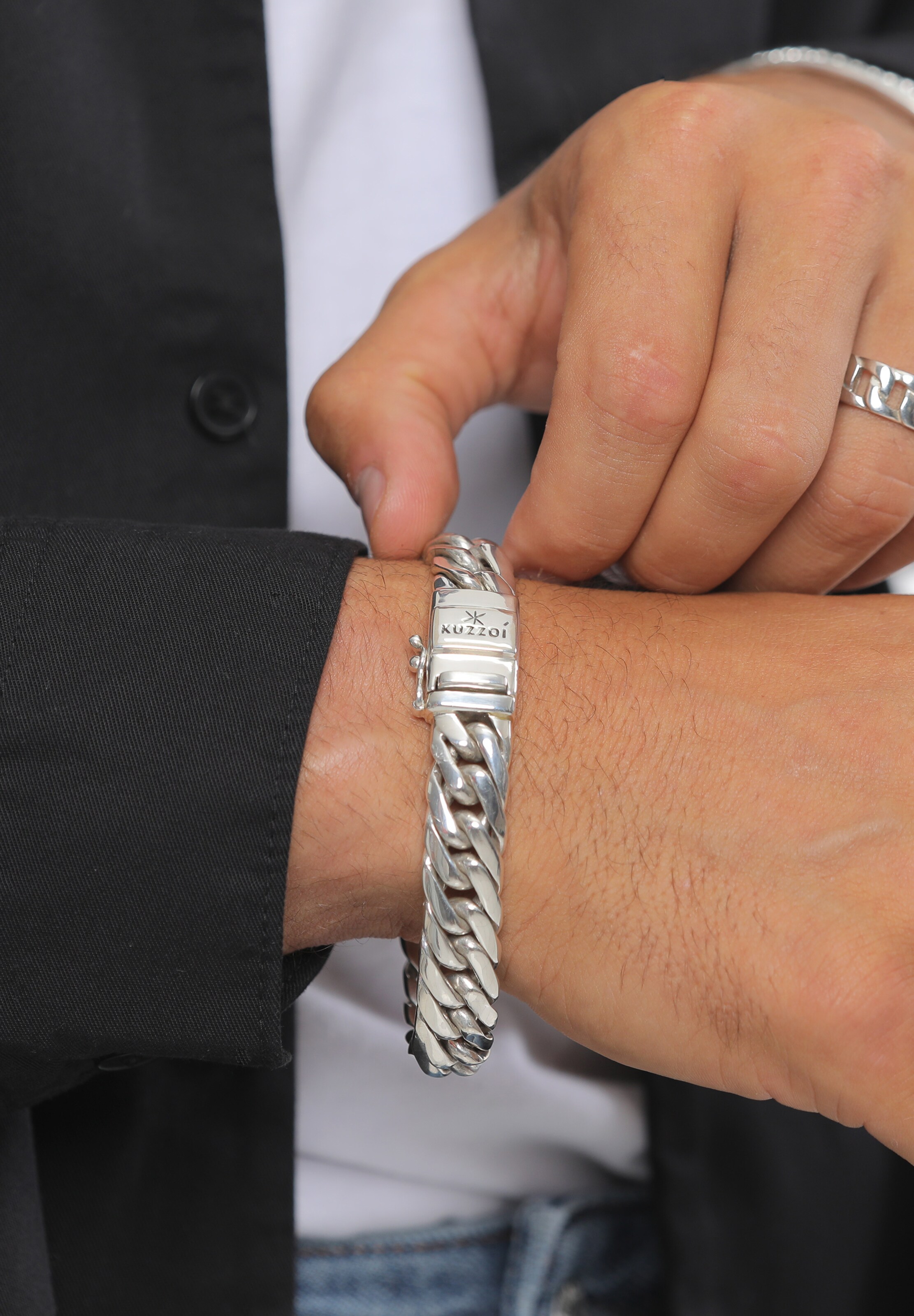 KUZZOI Βραχιόλι σε ασημί: μπροστά