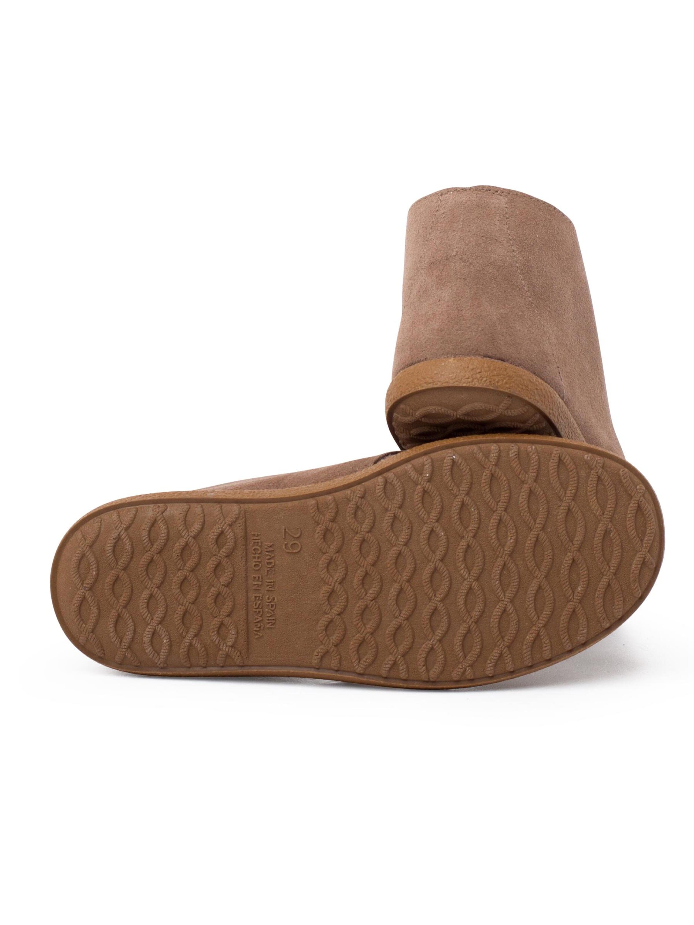 Pisamonas - Bota em castanho