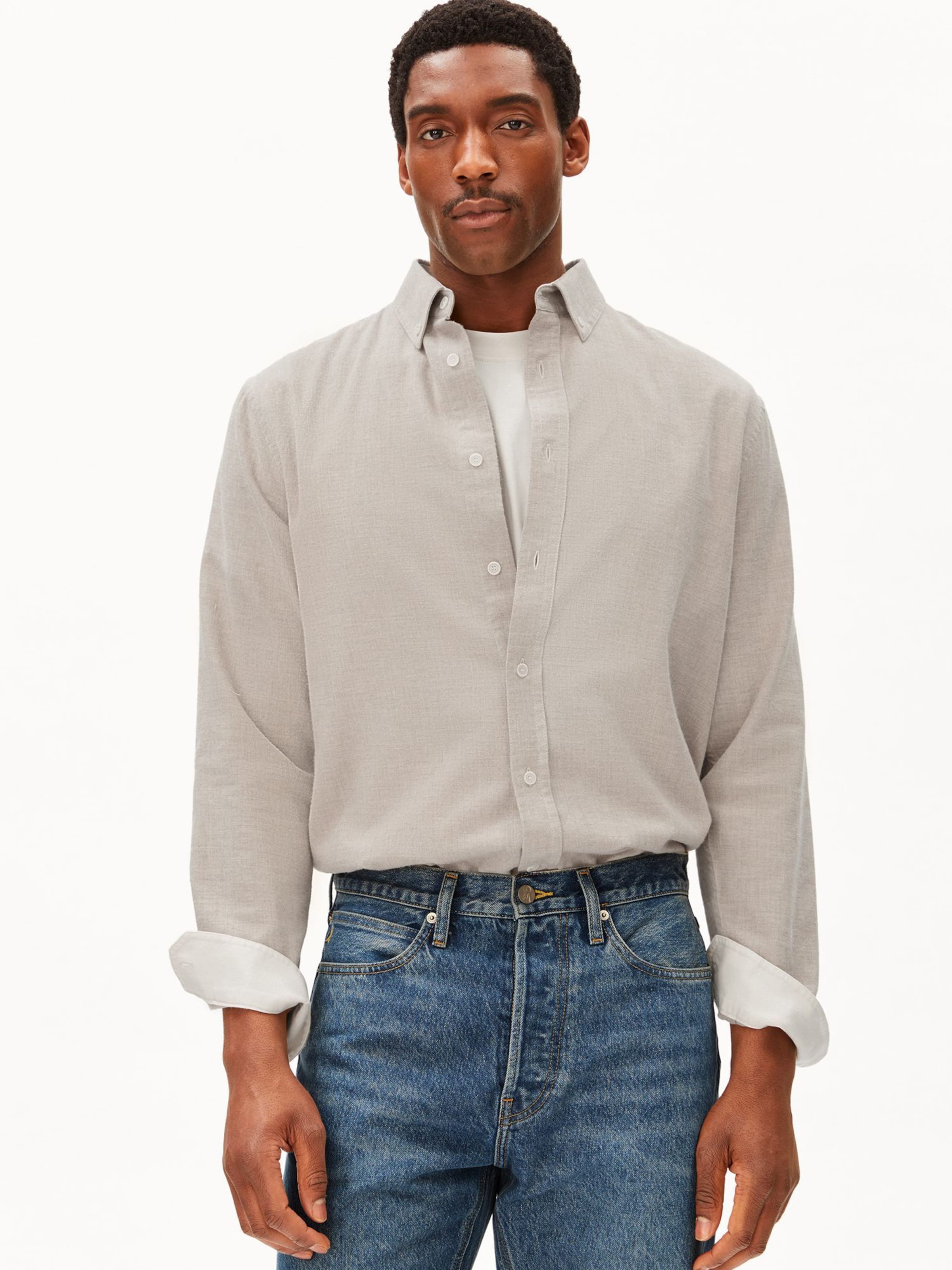 ARMEDANGELS Comfort fit Button Up Shirt in Beige: front