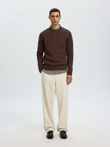 SELECTED Sweater in Brown