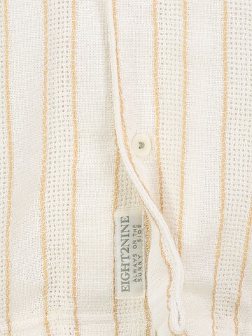 Eight2Nine Regular fit Button Up Shirt in White