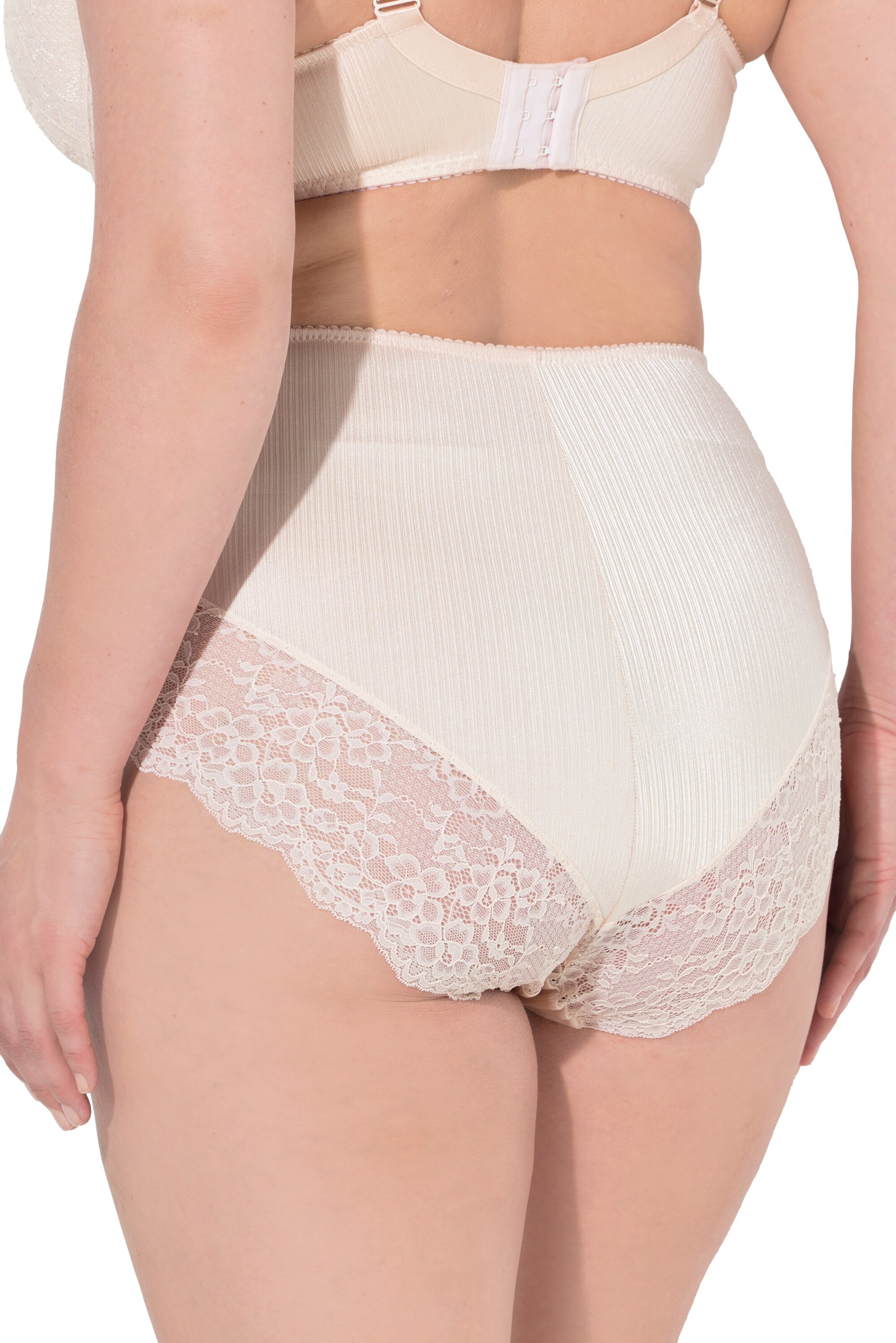 Ulla Popken Slip in Beige
