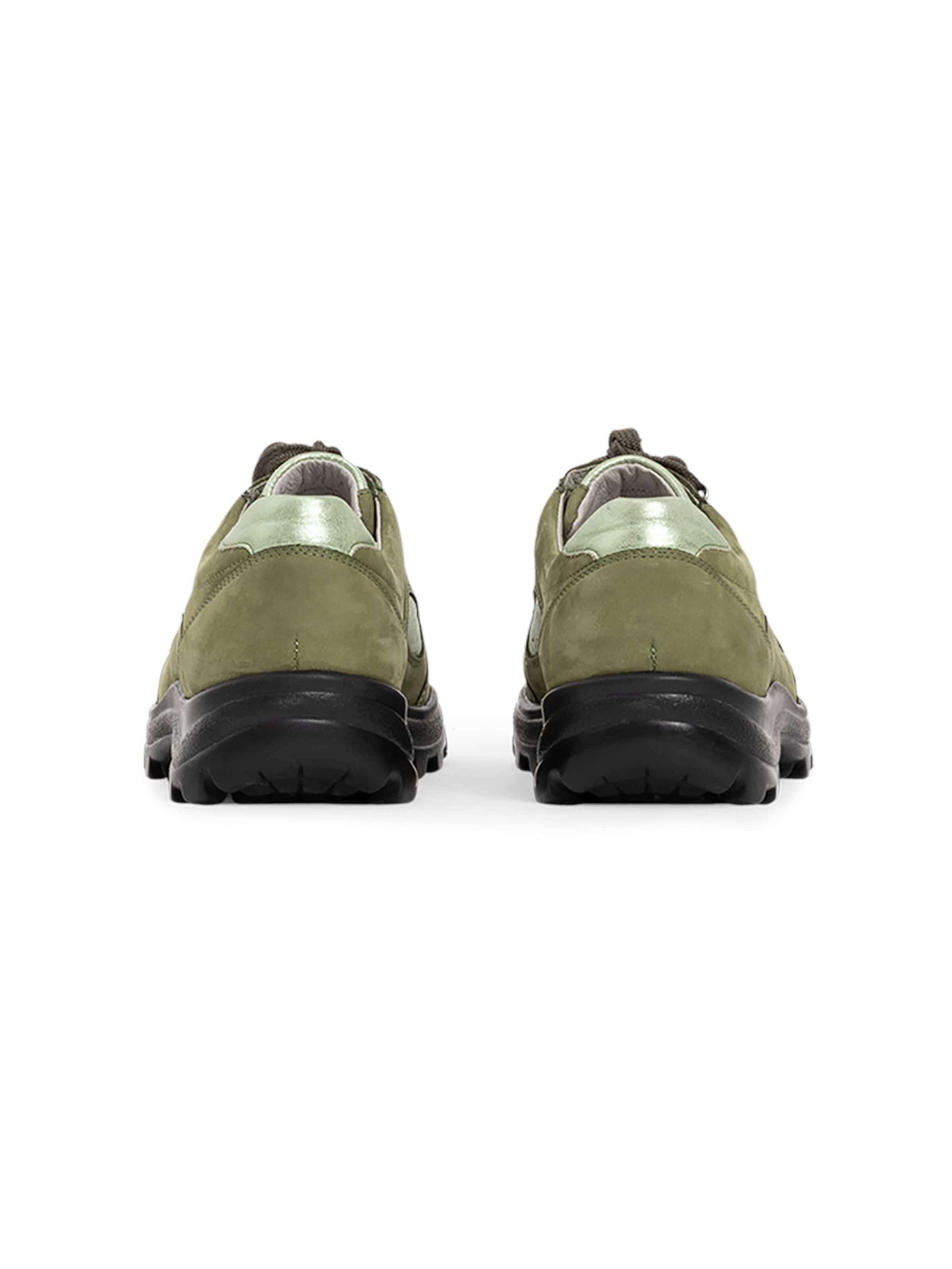 Scarpa bassa di VITAFORM in verde