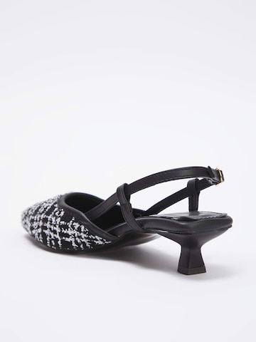 Trendyol Γόβες slingback σε μαύρο