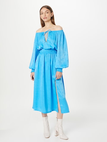 Robe River Island en bleu : devant