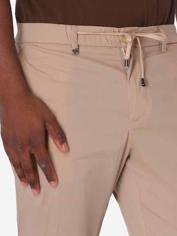 Distretto12 Regular Chino 'T. GRANO' in Beige