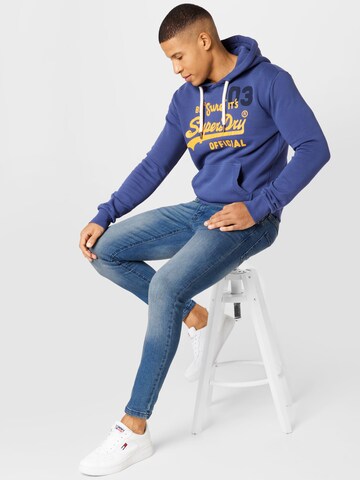 Superdry Sweatshirt i blå