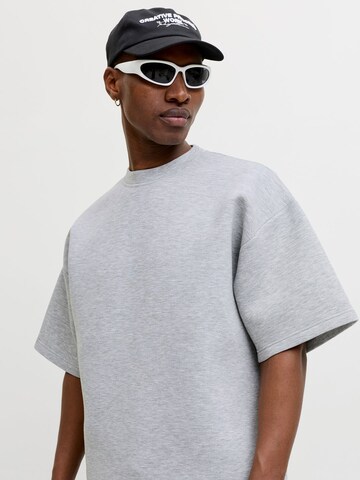 JACK & JONES Sweatshirt in Grau