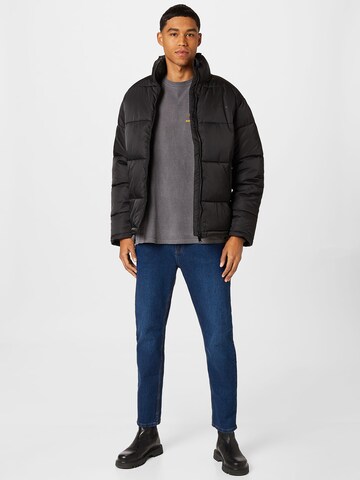 BDG Urban Outfitters Tričko – černá