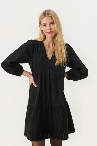 Part Two Jurk in Zwart: voorkant