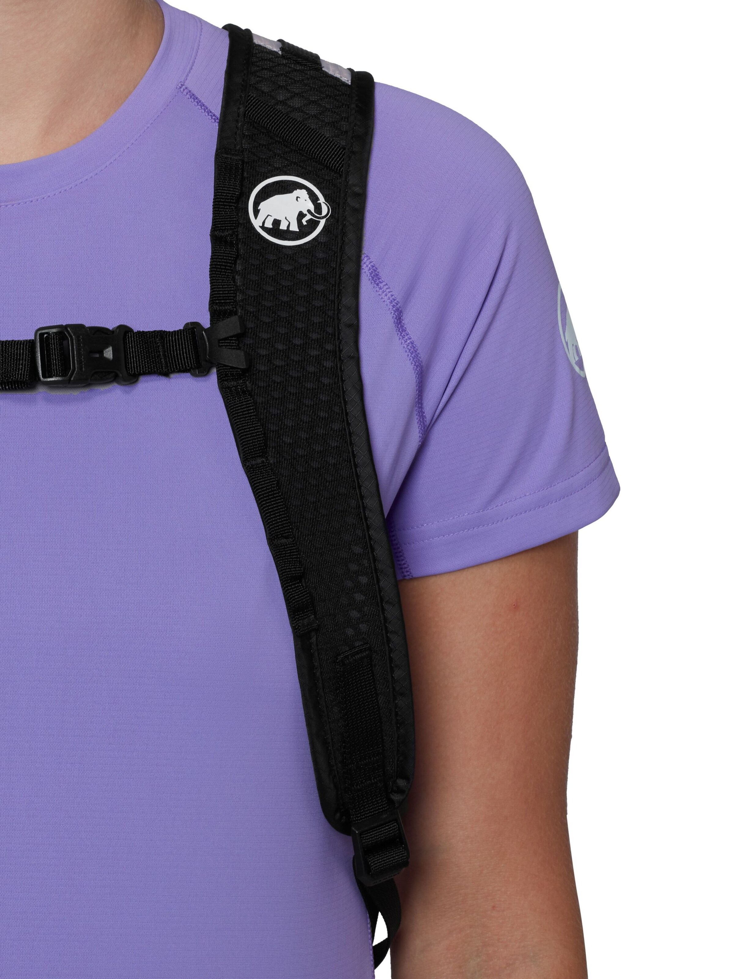 MAMMUT Sports Backpack 'Neon Light' in Purple