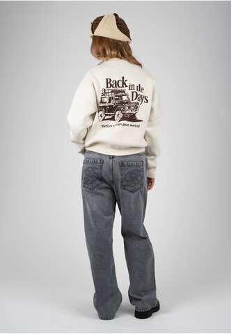Pullover 'Back In The Days' di Prohibited in beige