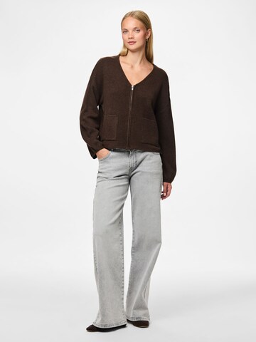 PIECES - Cárdigan 'PCJunna' en marrón