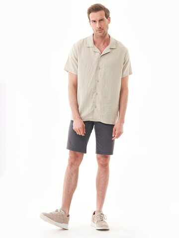 Organication Regular Shorts in Grau