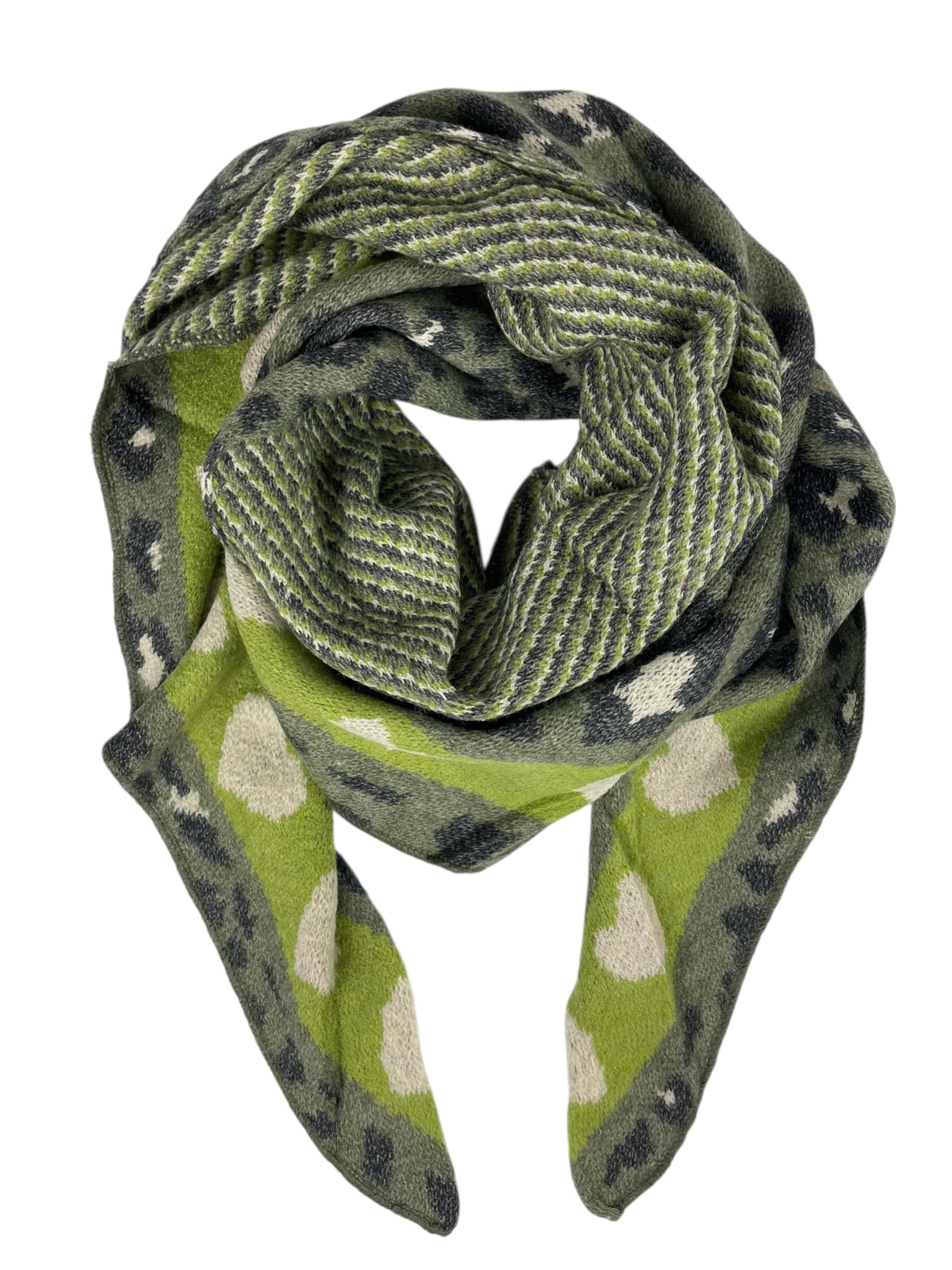 Kumixi Tuch 'Leo Herz'‌ in Grün: Vorderseite