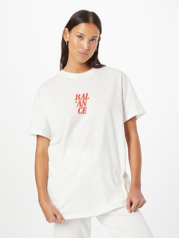 T-shirt oversize Cotton On en blanc : devant