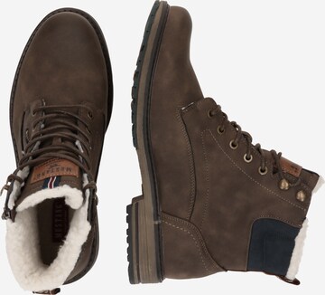 MUSTANG Lace-Up Boots in Brown