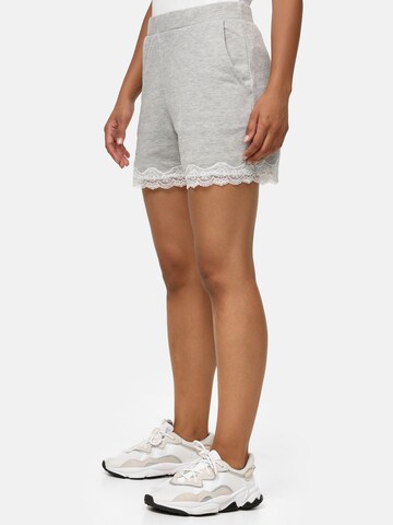 Orsay Slimfit Shorts in Grau