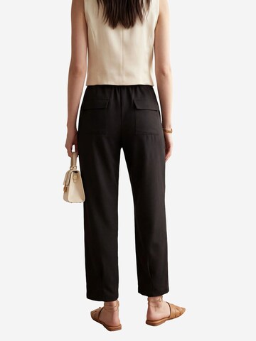 Tapered Pantaloni con piega frontale di My fashion in nero