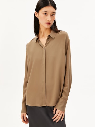 ARMEDANGELS Bluse 'LARISAANA' in Braun: Vorderseite