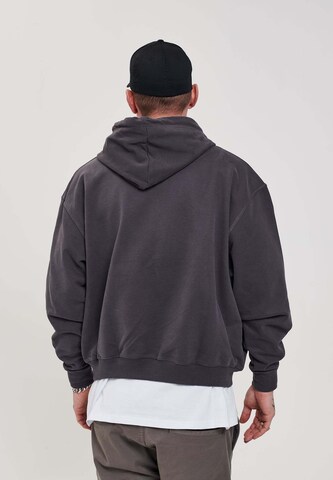 2Y Premium Sweatshirt in Grau