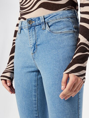 Kaffe Slimfit Jeans 'Vicky' in Blauw