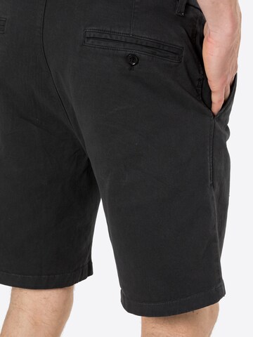 ARMEDANGELS - Regular Calças chino 'DAANTE' em preto