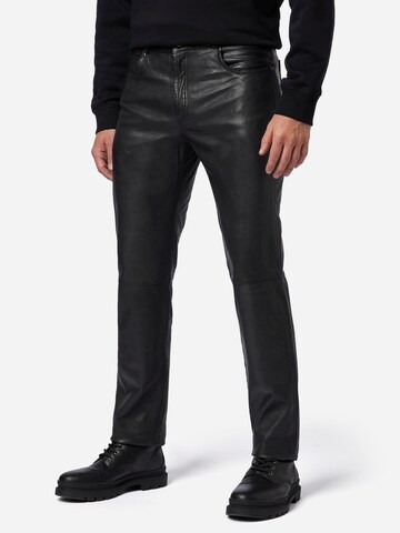 Coupe slim Pantalon 'Trant Pant' RICANO en noir