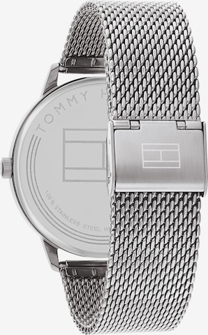 TOMMY HILFIGER Uhr in Silber