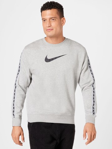 Nike Sportswear Bluzka sportowa w kolorze szary: przód