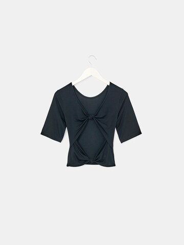Tricou 'Kitty' de la EDITED pe negru