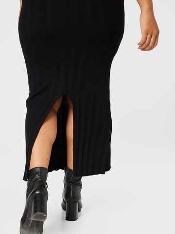 Cotton On Curve Skirt 'FOXY' in Black